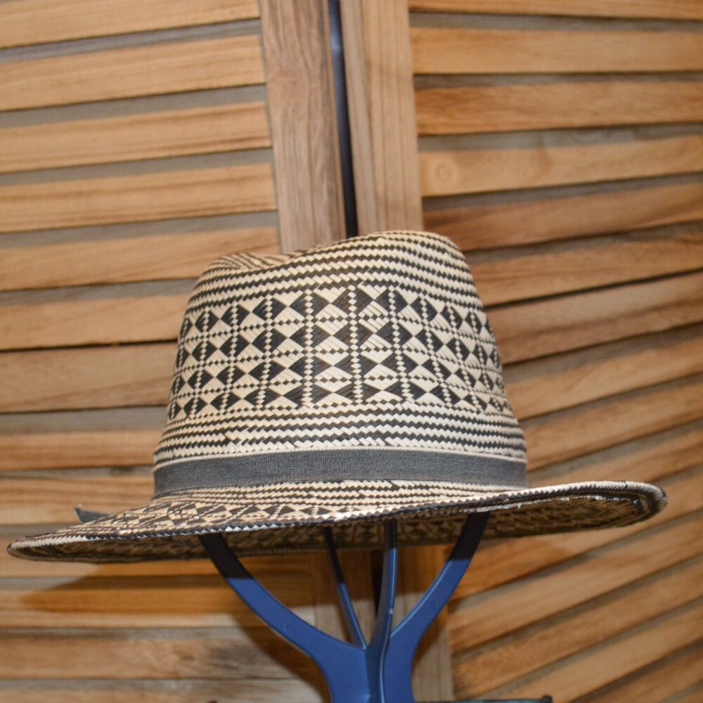 Coolibar Hat Gray/White Geometric Pattern Fedora … - image 2